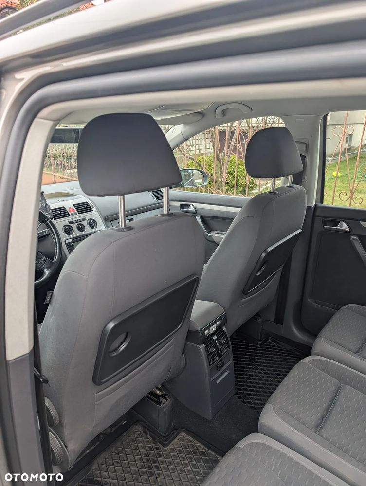 Volkswagen Touran 1.9 TDI Trendline - 14