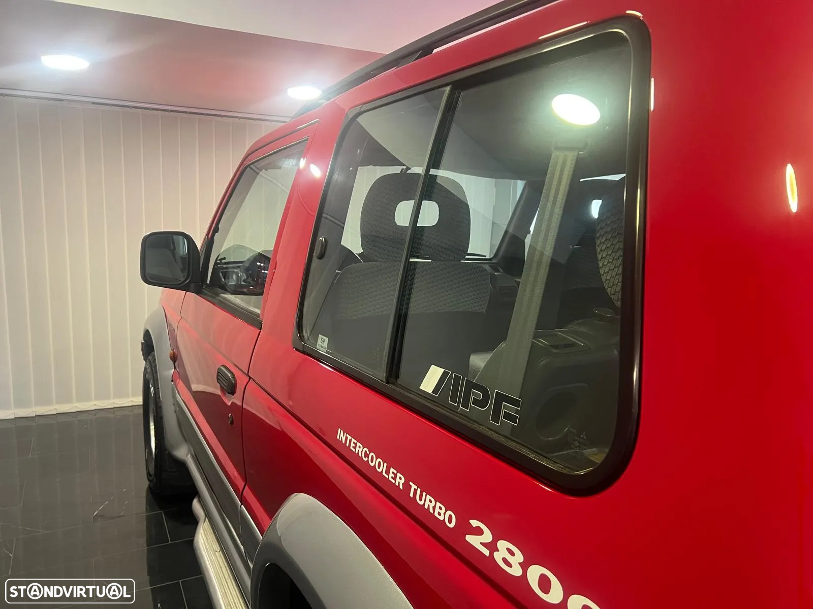 Mitsubishi Pajero 2.8 TD GLS - 17