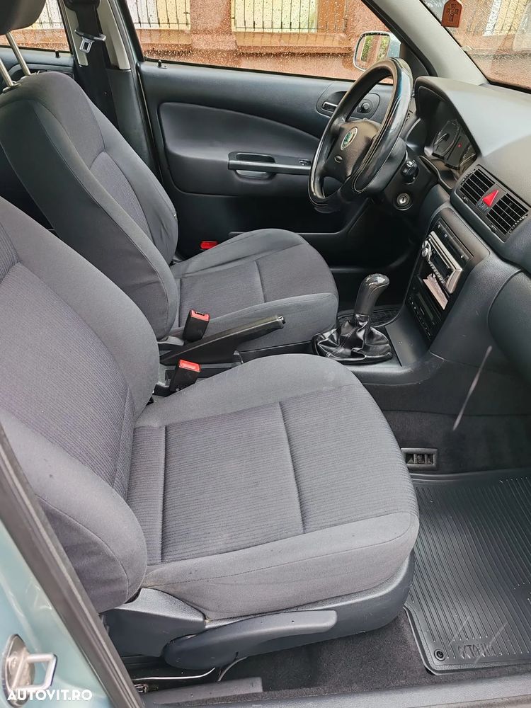 Skoda Octavia Tour 1.9 TDI - 10