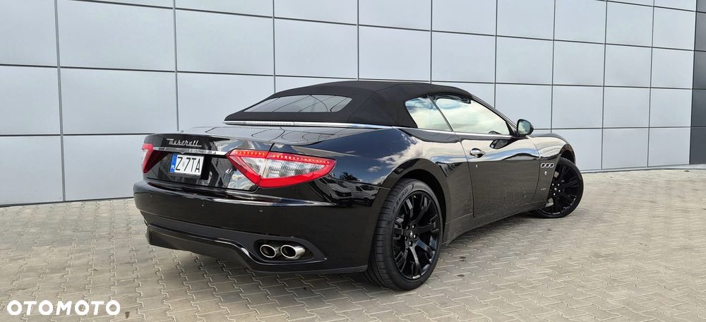 Maserati GranTurismo S Automatik - 21