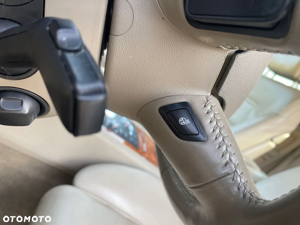 Audi A8 4.2 FSI Quattro - 13