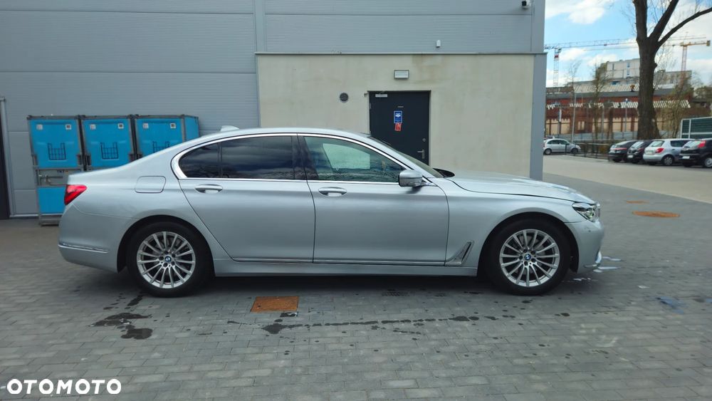 BMW Seria 7 730d - 8