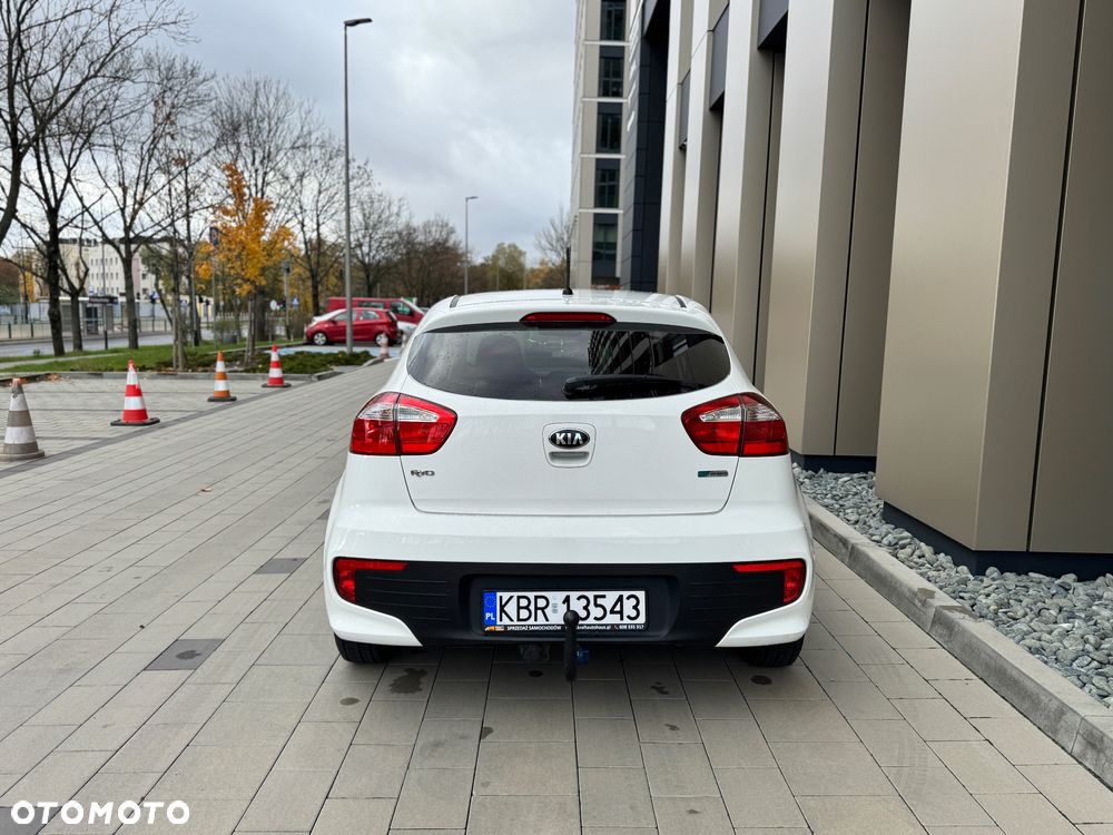 Kia Rio 1.2 Attract - 6