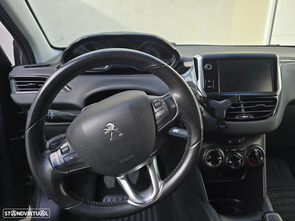 Peugeot 208 1.6 BlueHDi Active - 12