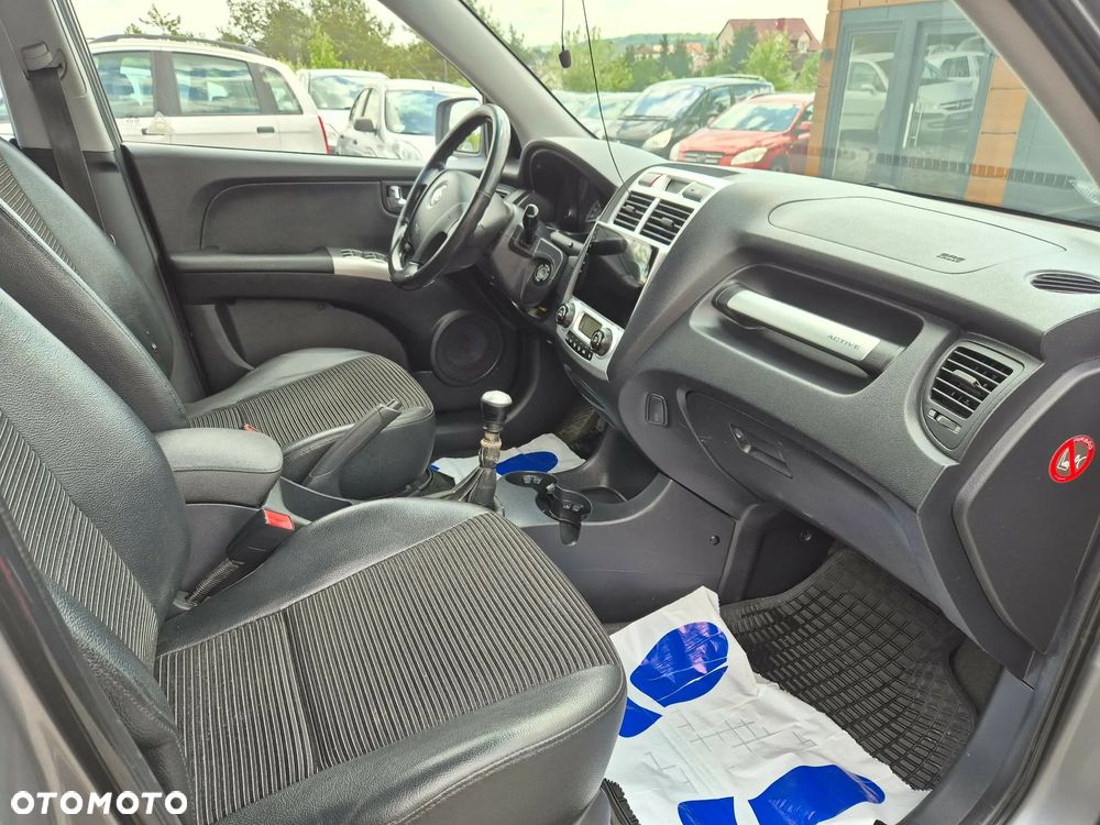 Kia Sportage 2.0 CRDI 4WD Cup - 16