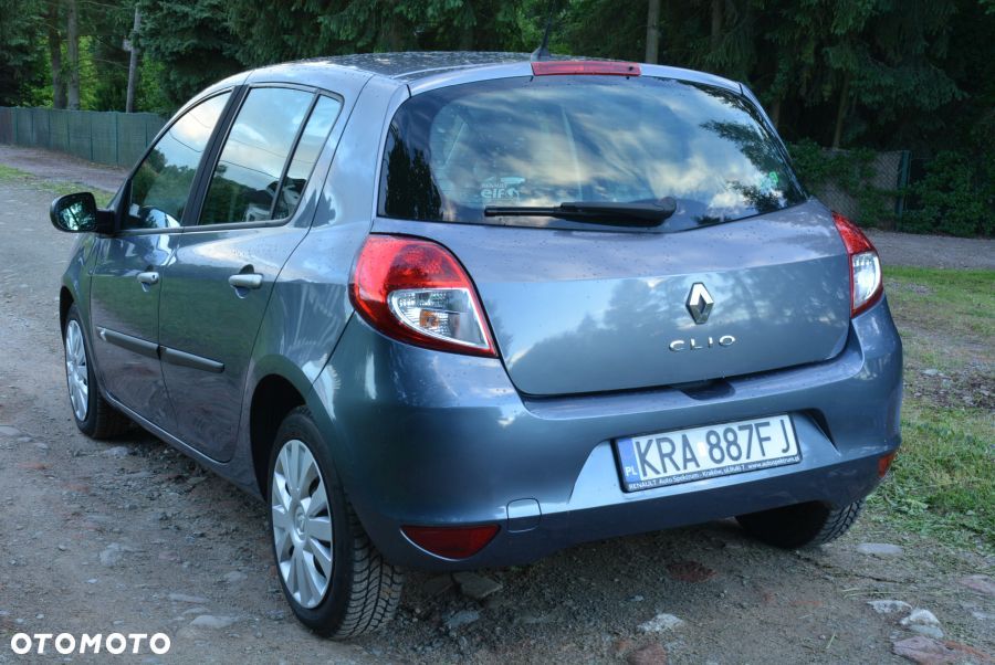 Renault Clio 1.2 16V Life EU6 - 4