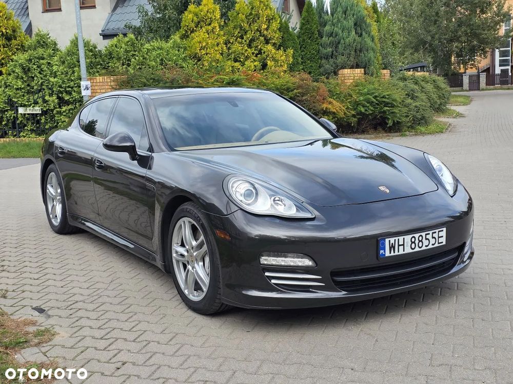 Porsche Panamera 4 PDK - 4