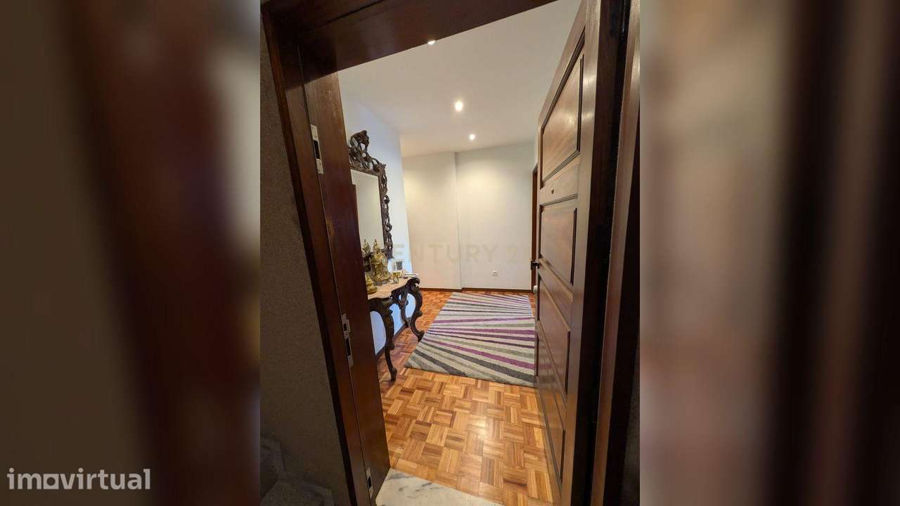 Apartamento T3 com Garagem em Monte dos Burgos – S. Mamede de Infesta - Grande imagem: 3/26