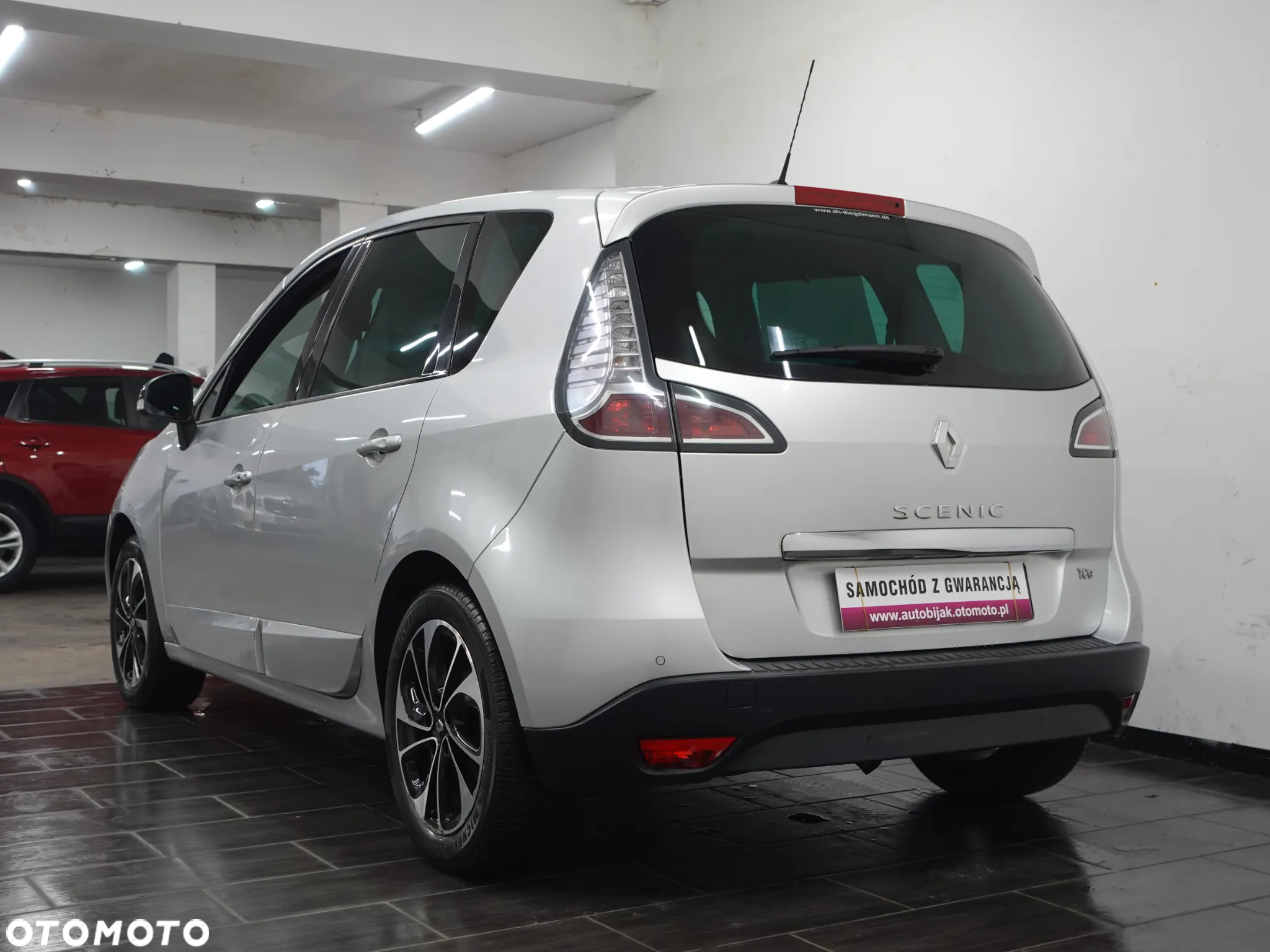 Renault Scenic ENERGY TCe 115 Bose Edition - 7