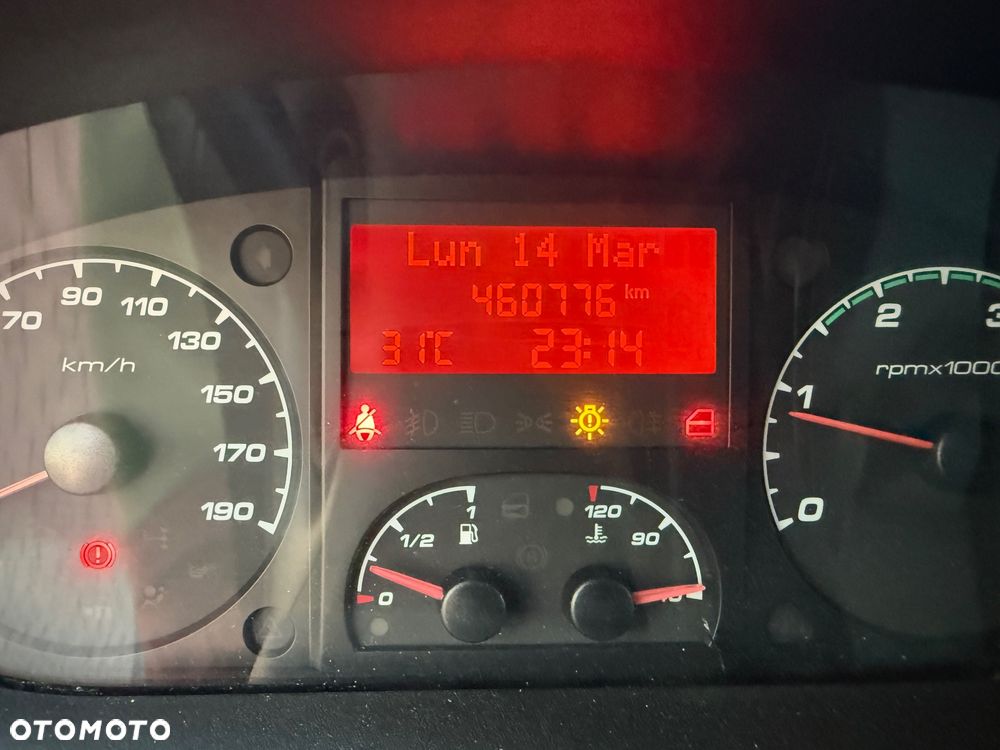 Iveco Daily 35C15 *3.0D* KONTENER 3,5M *NOWY SILNIK* KLIMA* TEMPOMAT* ZADBANY* - 20