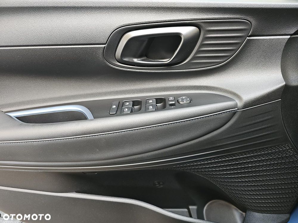 Hyundai Bayon - 17