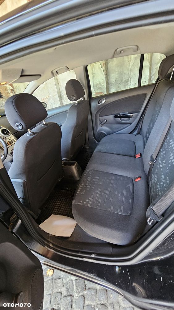 Opel Corsa - 6