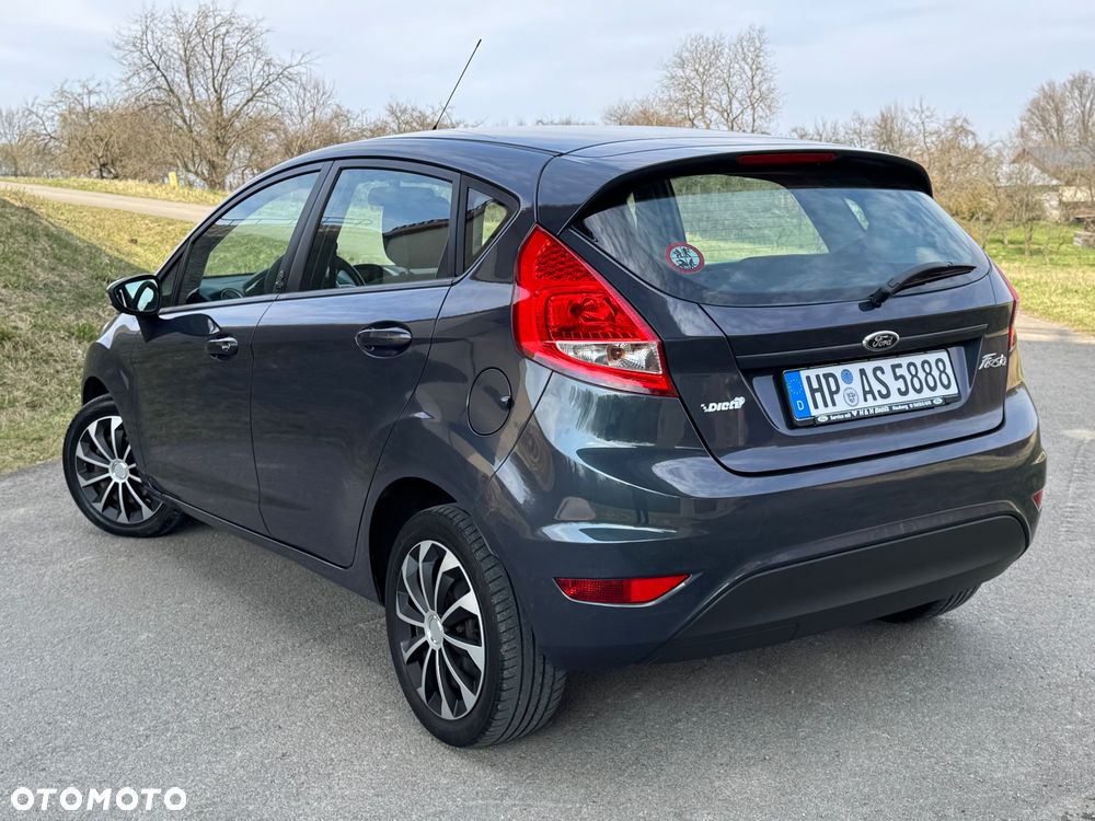 Ford Fiesta - 35