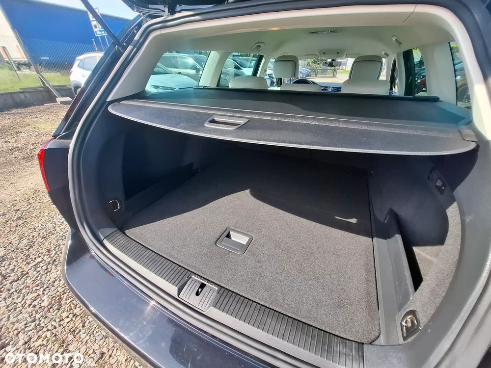Volkswagen Passat 2.0 TDI SCR DSG Highline - 15