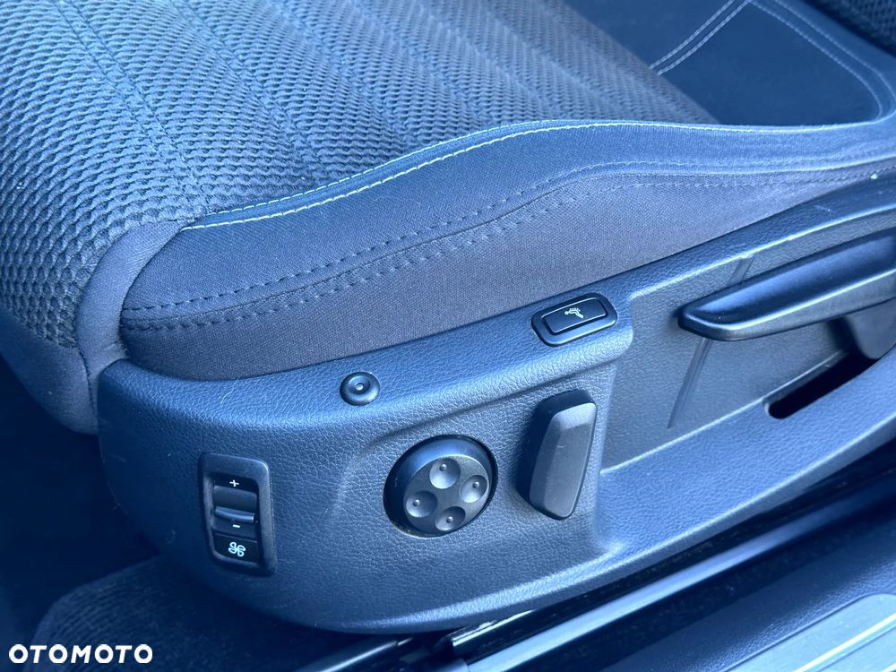 Volkswagen CC 2.0 TDI DPF BMT DSG - 7