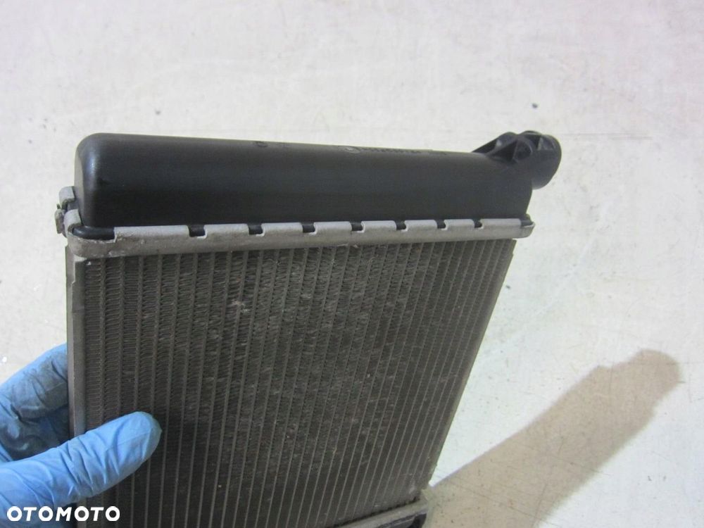 BMW X1 F48 CHŁODNICA WODY DODATKOWA WLOT 7342495 7634565 KANAŁ 17117634565 - 10