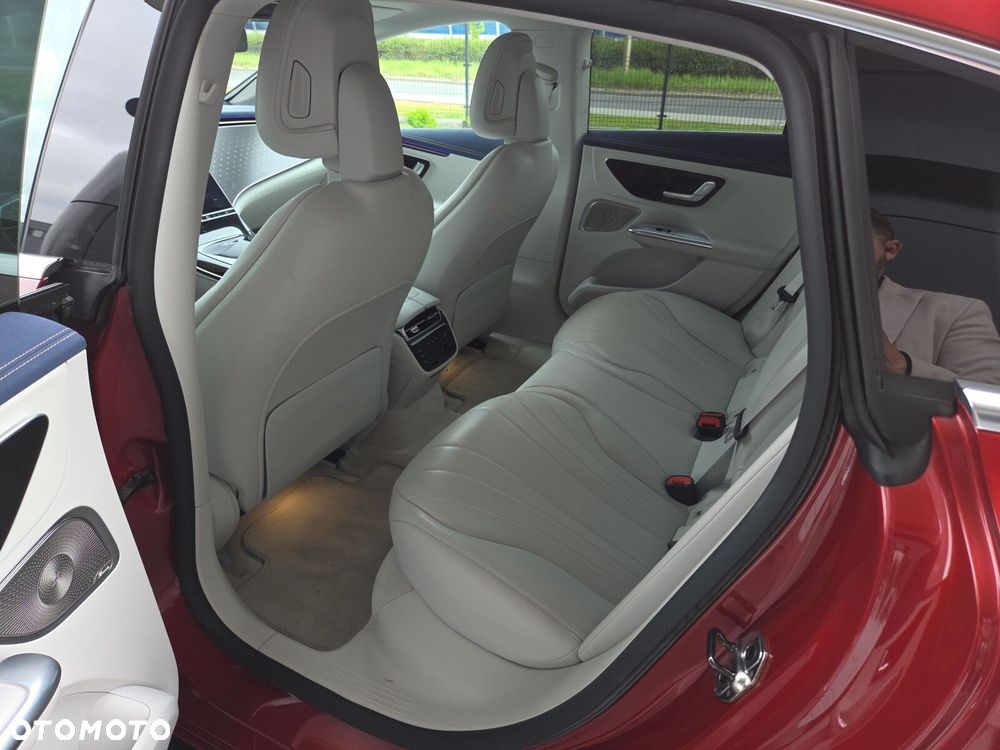 Mercedes-Benz EQE 300 90.5kWh AMG Line - 12