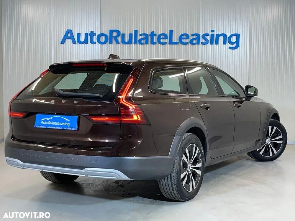 Volvo V90 V90CC B4 MHEV AT AWD Core - 3