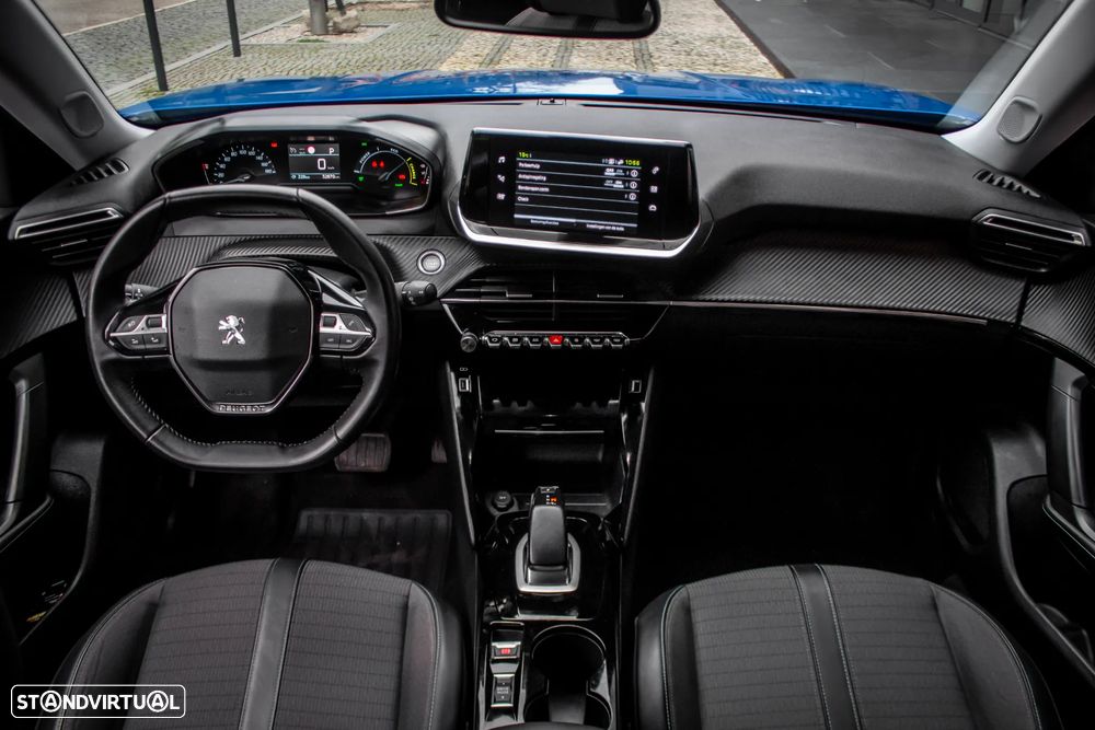 Peugeot e-2008 Allure - 38