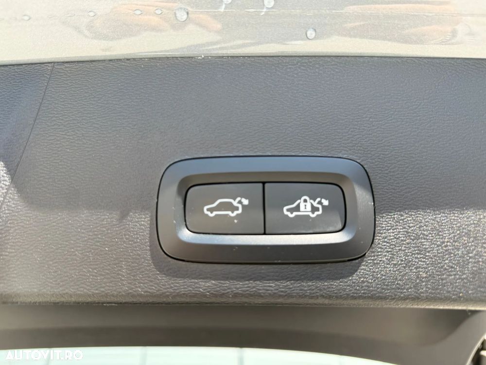 Volvo XC 40 Recharge T5 Twin Engine AT7 Inscription - 21