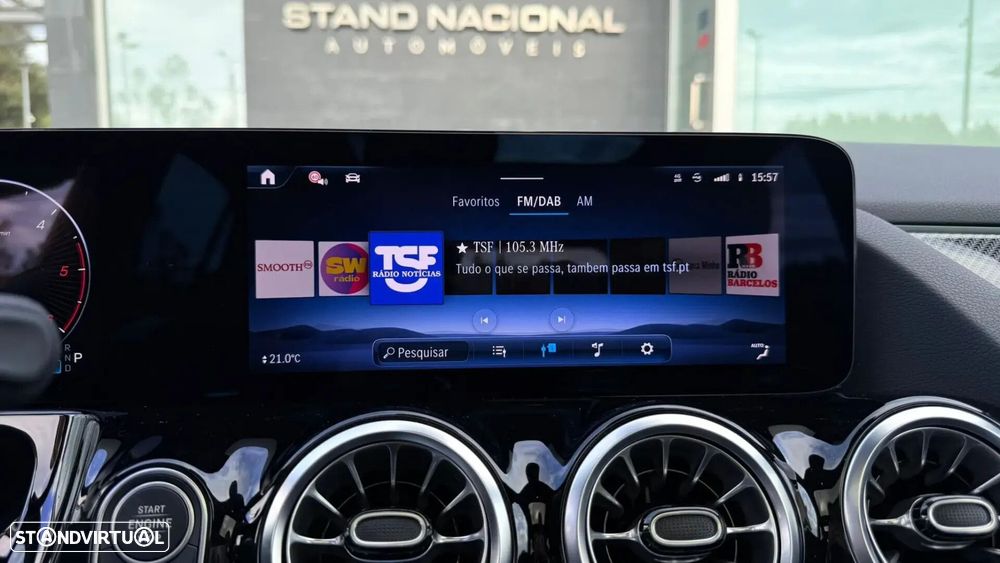 Mercedes-Benz GLA 180 d AMG Line - 23