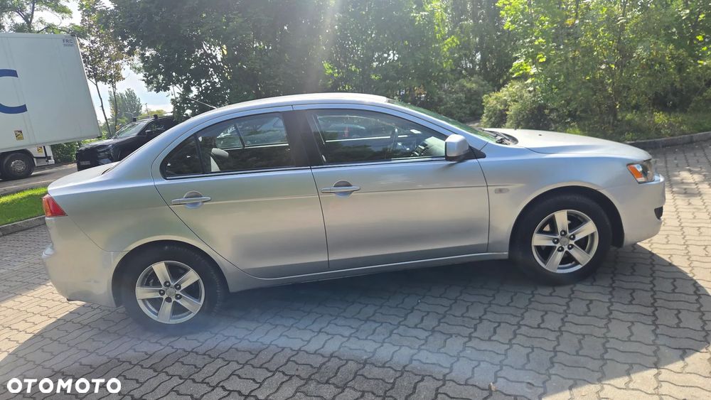 Mitsubishi Lancer 1.8 Inform LPG - 4