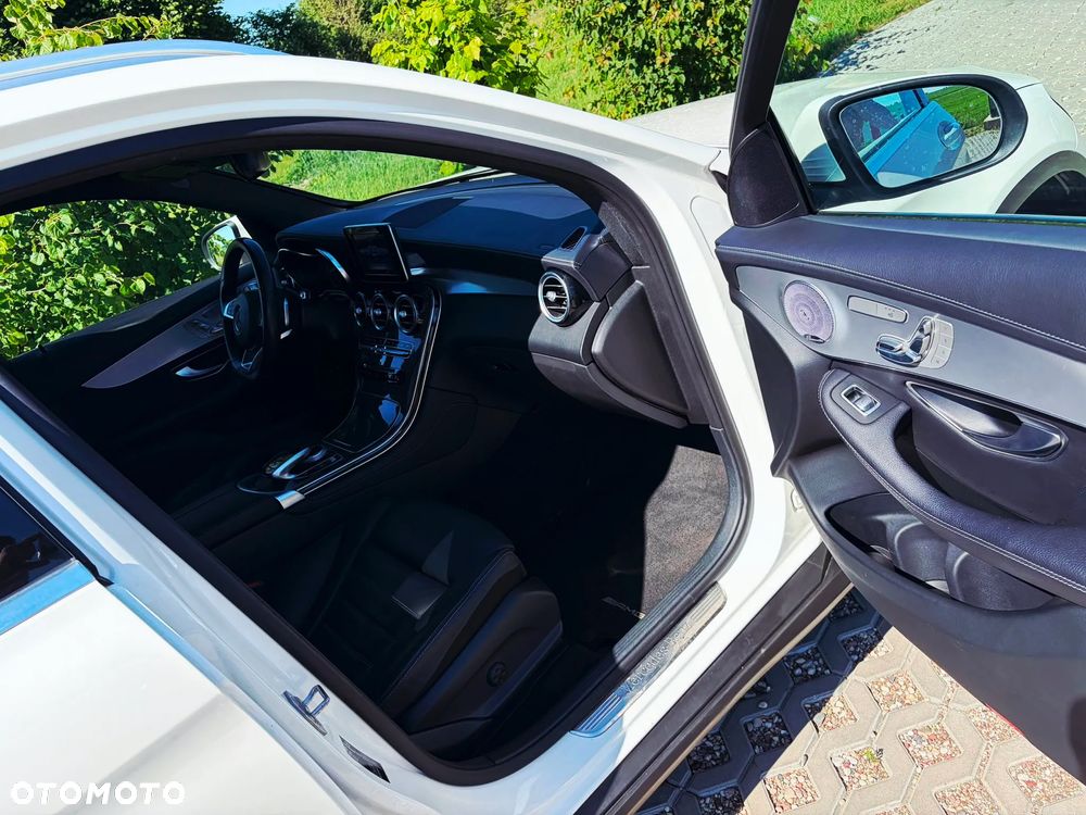 Mercedes-Benz GLC - 9