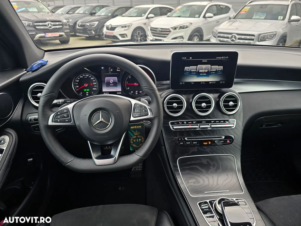 Mercedes-Benz GLC 250 d 4Matic 9G-TRONIC AMG Line - 9