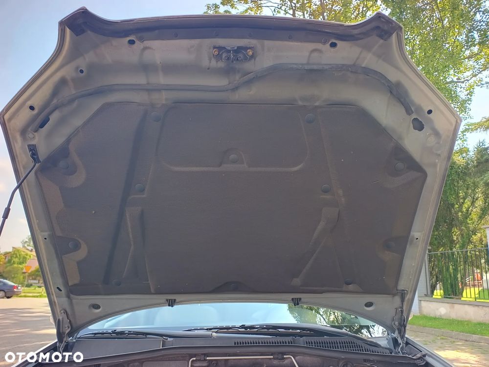 Subaru Outback 3.0 H6 - 15