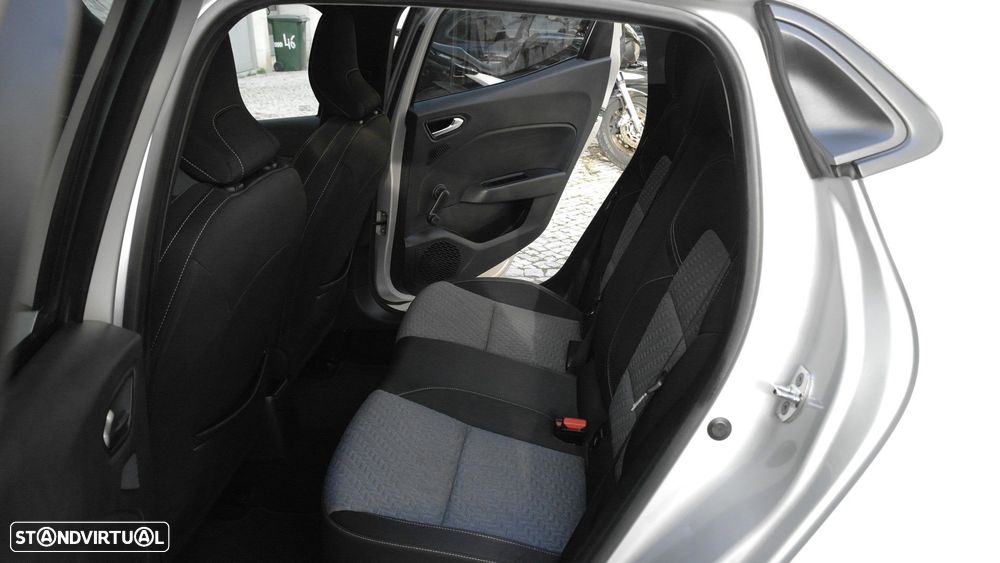 Renault Clio 1.0 TCe Limited - 22