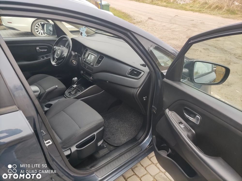 Kia Carens 1.7 CRDi 115 Dream Team Edition - 23