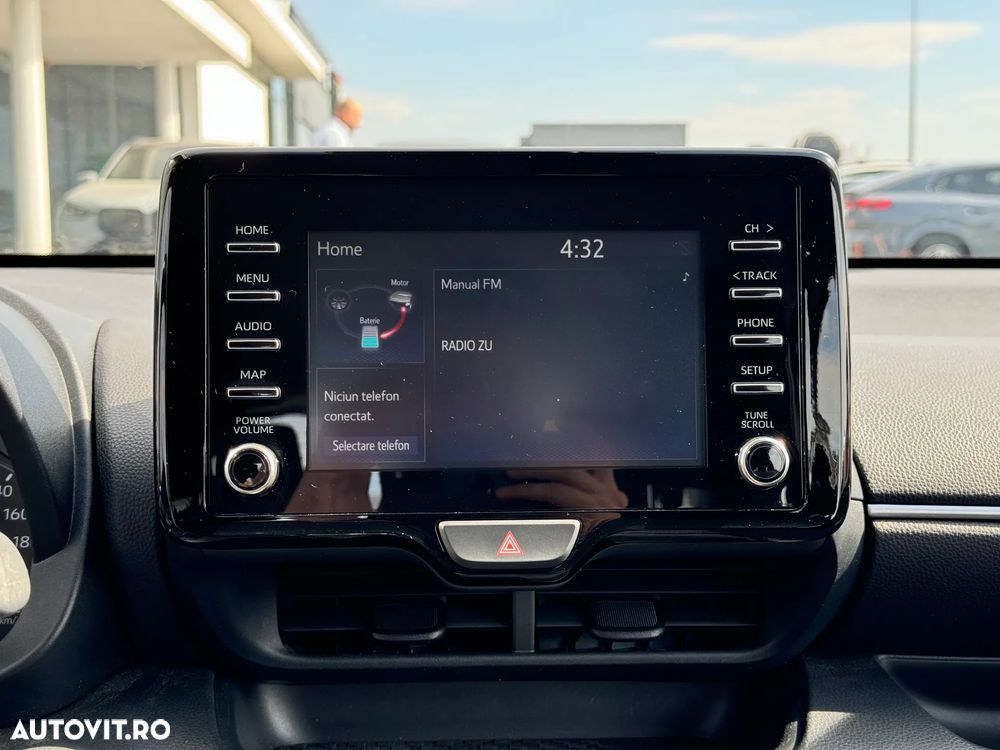 Toyota Yaris 1.5 VVT-i HSD Exclusive Style - 15