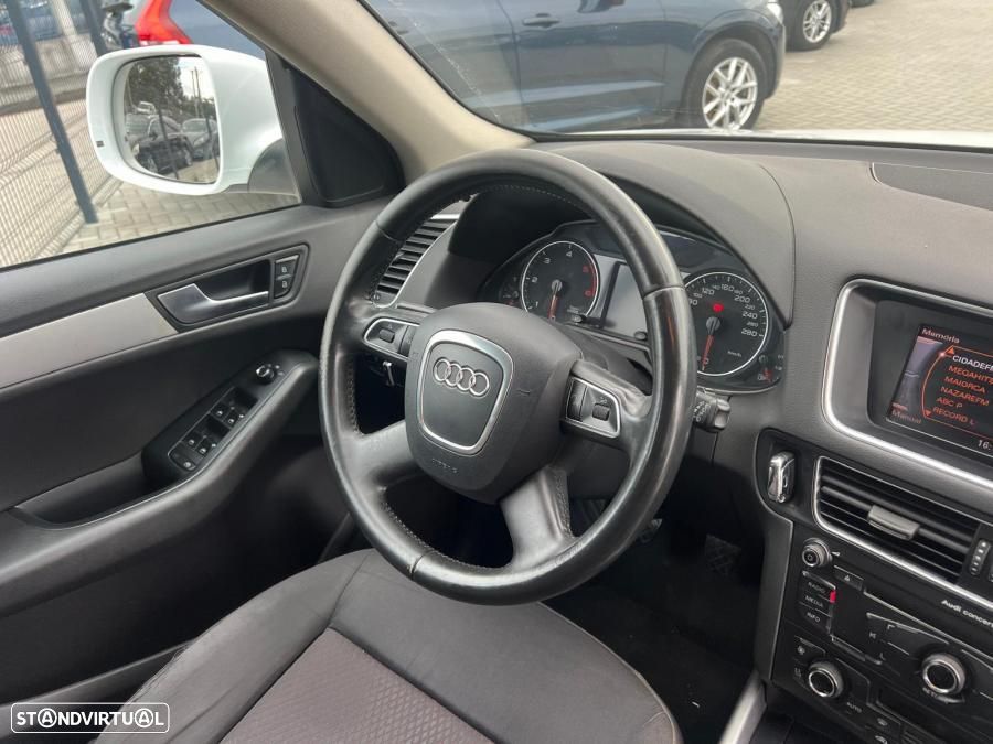 Audi Q5 2.0 TDi - 8
