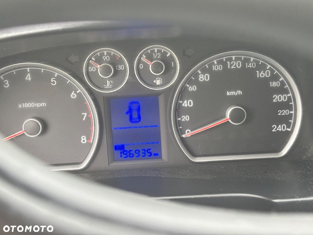 Hyundai i30 1.4 Base + - 3