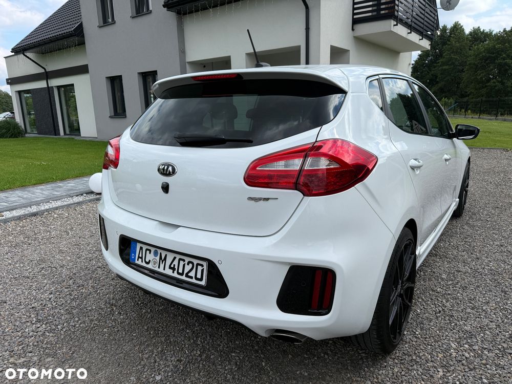 Kia Ceed 1.6 T-GDI GT-Track - 15