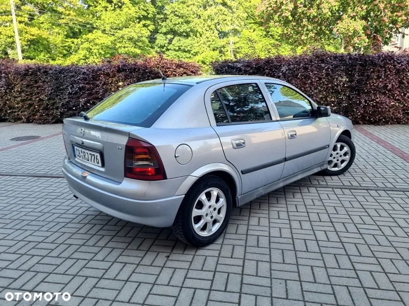 Opel Astra 1.6 Selection 110 Jahre - 2