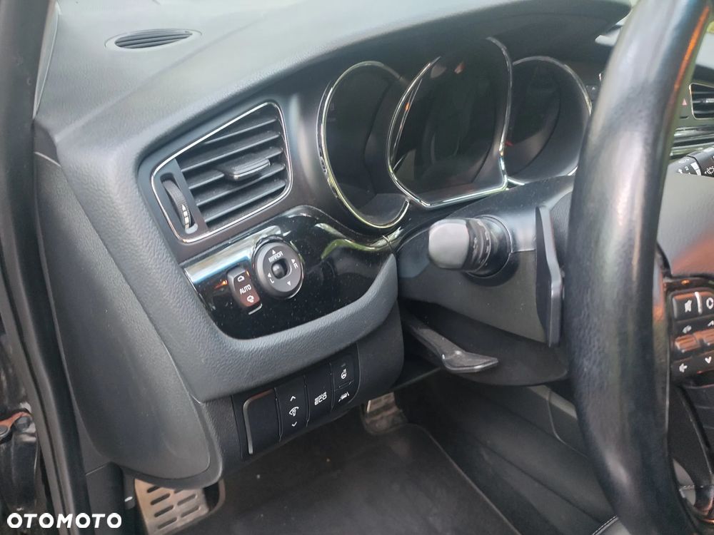 Kia Ceed Cee'd 1.6 GDI XL DCT - 14