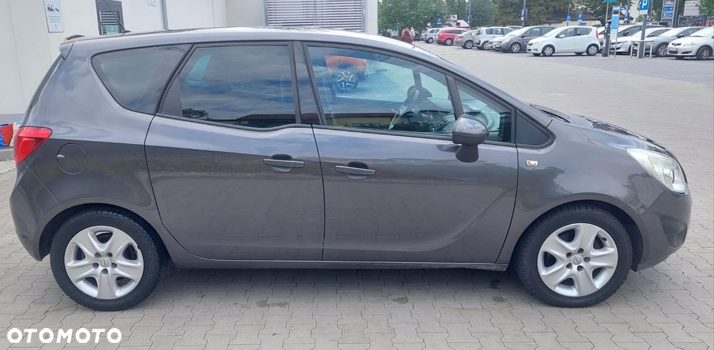 Opel Meriva 1.4 T Enjoy - 11
