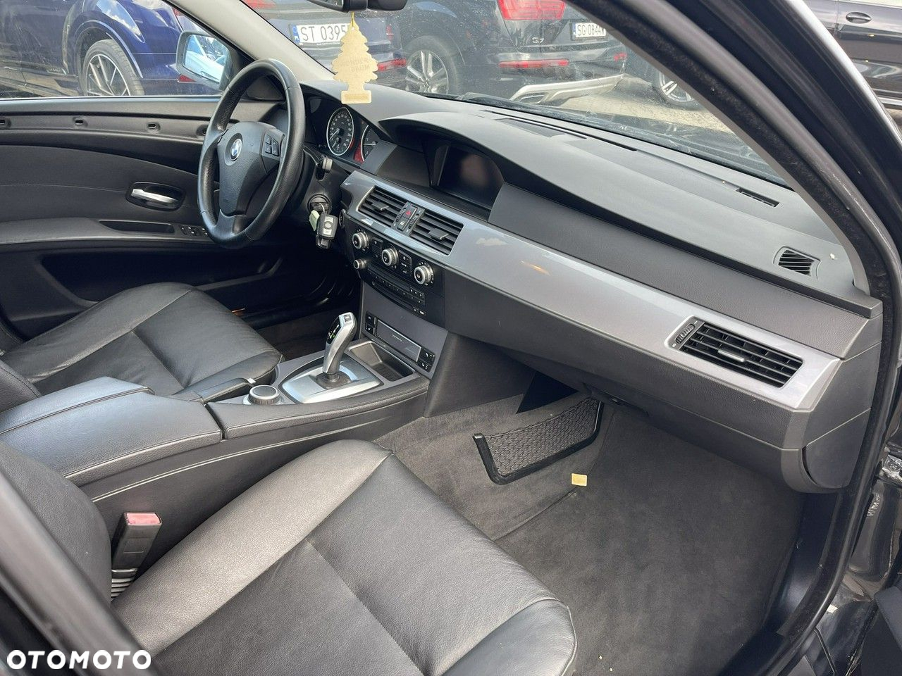 BMW Seria 5 525d - 9