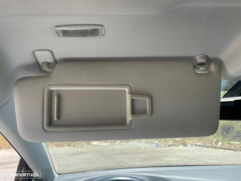 VW Golf 1.6 TDi GPS Edition - 38