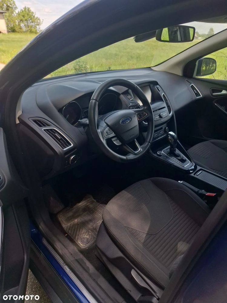 Ford Focus - 10