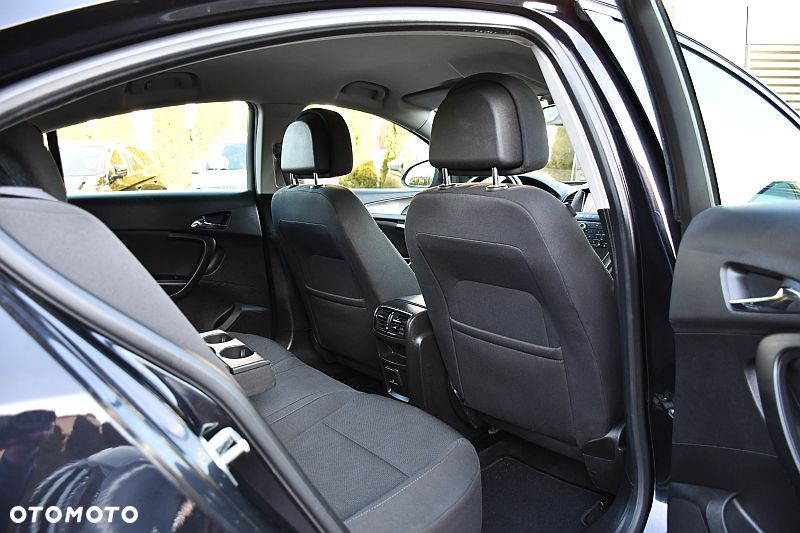 Opel Insignia 1.8 Cosmo - 21