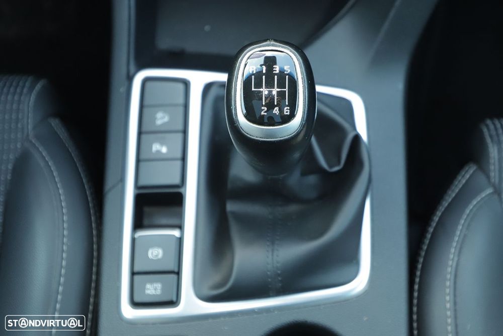 Kia Sportage 1.6 CRDI ISG GT Line - 11