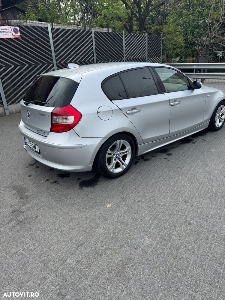 BMW Seria 1 120d - 4