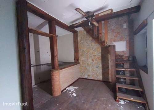 Moradia T1 na Torre da Marinha Remodelado - Grande imagem: 3/6