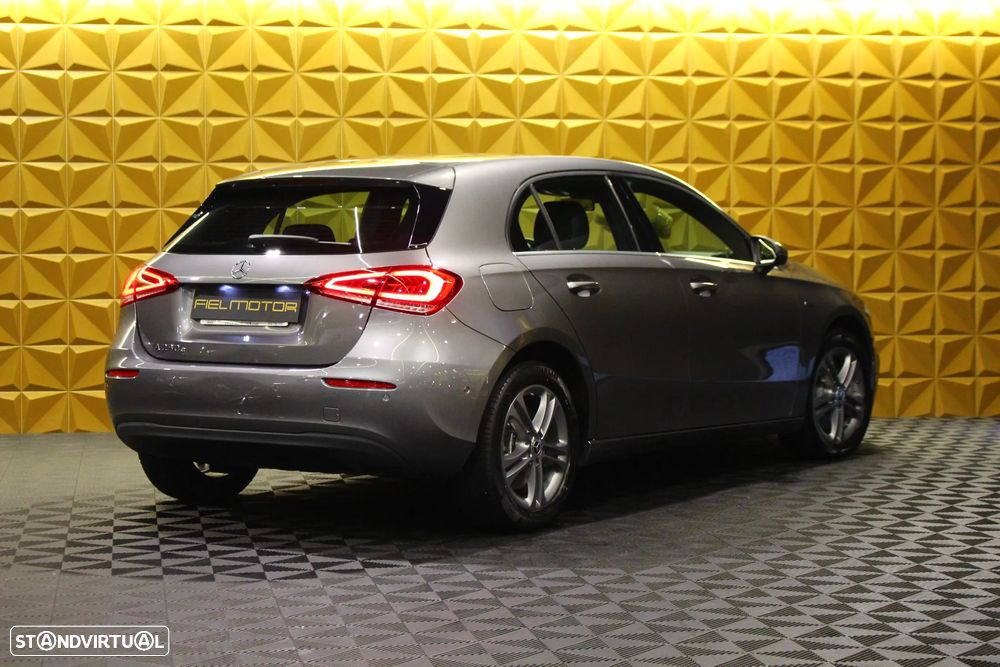 Mercedes-Benz A 250 e Progressive - 8