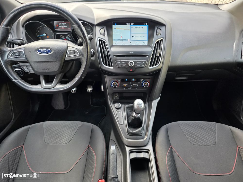 Ford Focus 1.0 EcoBoost MHEV ST-Line - 9