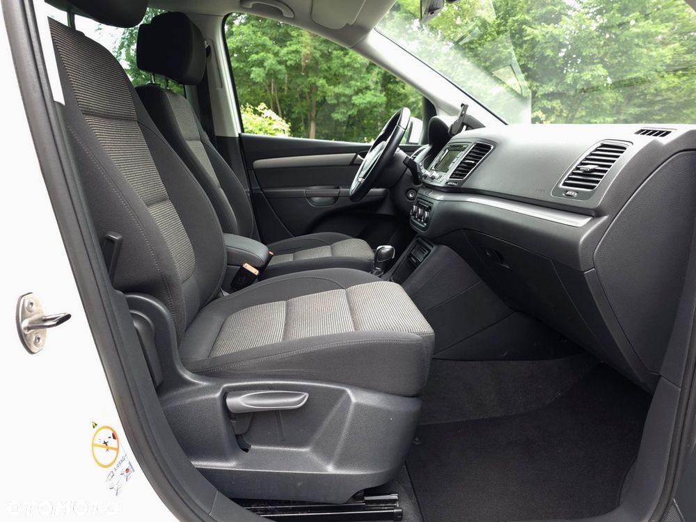 Volkswagen Sharan 2.0 TDI Comfortline DSG - 17