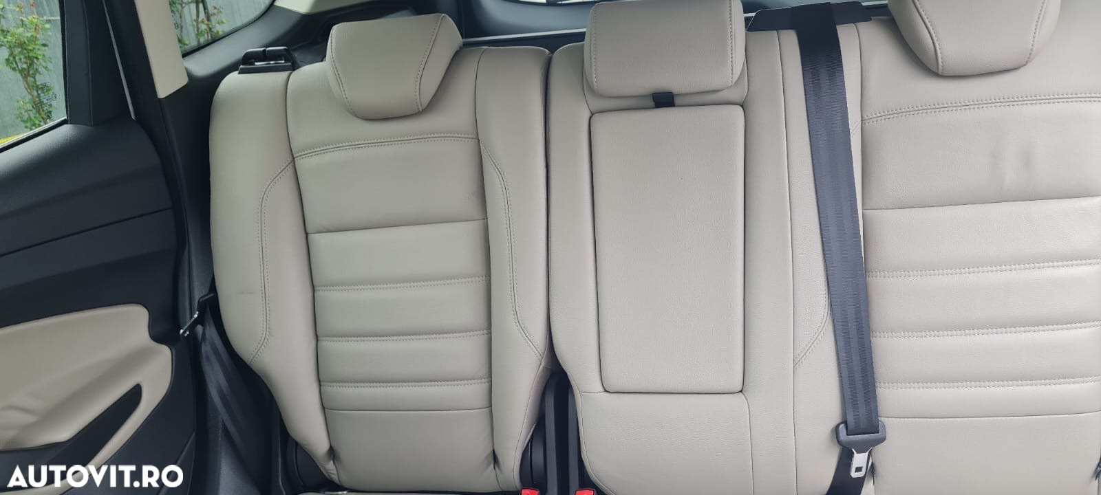 Ford Kuga 2.0 TDCi Powershift 4WD Titanium - 11