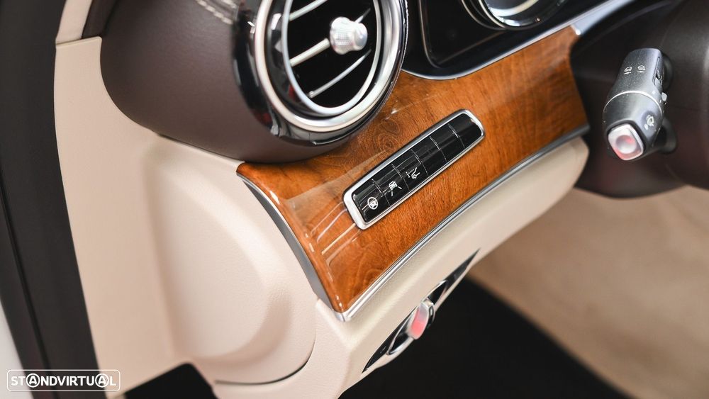 Mercedes-Benz E 300 de 4Matic T 9G-TRONIC Avantgarde - 54